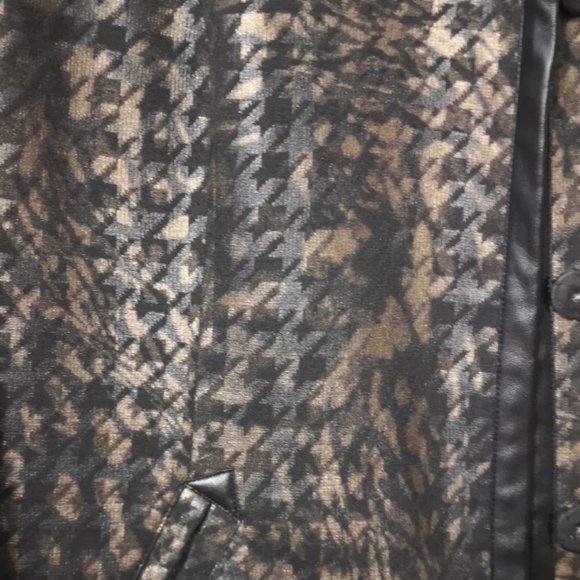 Tribal Bronze and Black Checkered Jacket and Skirt - Picture 2 of 9